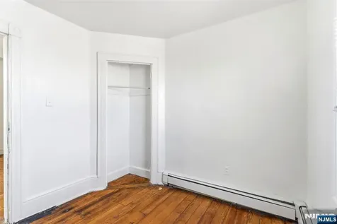 196 Sussex Avenue Newark NJ 07103