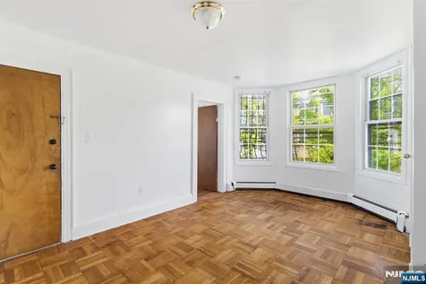 196 Sussex Avenue Newark NJ 07103