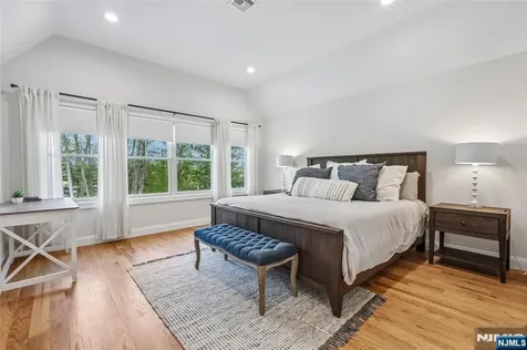 540 Helena Avenue Wyckoff NJ 07481
