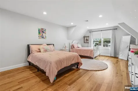 540 Helena Avenue Wyckoff NJ 07481