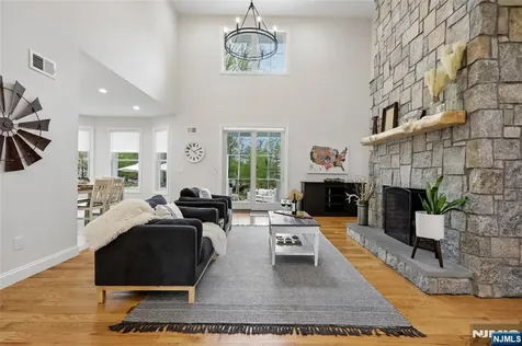 540 Helena Avenue Wyckoff NJ 07481