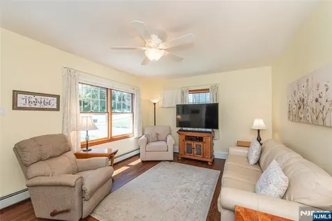 116 Myrtle Avenue Cedar Grove NJ 07009