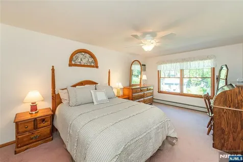 116 Myrtle Avenue Cedar Grove NJ 07009
