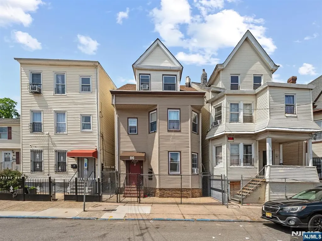 86 Pennington Street Paterson NJ 07501