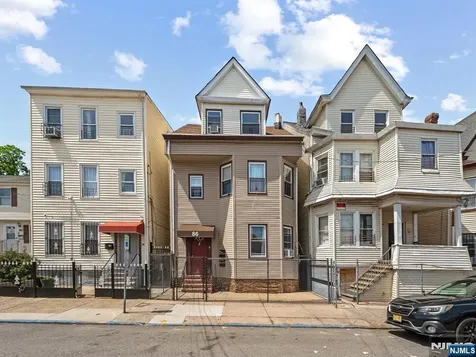 86 Pennington Street Paterson NJ 07501