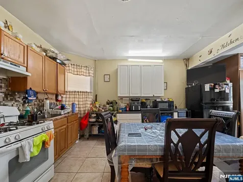 86 Pennington Street Paterson NJ 07501