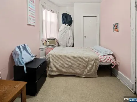 86 Pennington Street Paterson NJ 07501