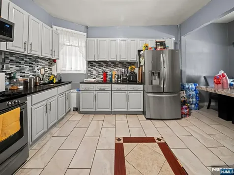 86 Pennington Street Paterson NJ 07501