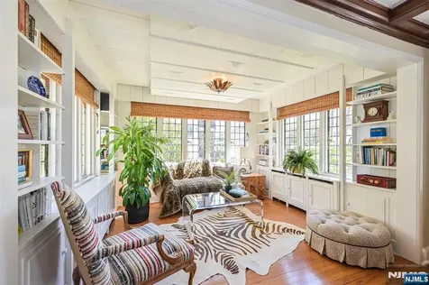 47 Van Allen Road Glen Rock NJ 07452