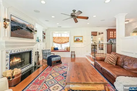 47 Van Allen Road Glen Rock NJ 07452