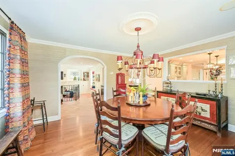 47 Van Allen Road Glen Rock NJ 07452