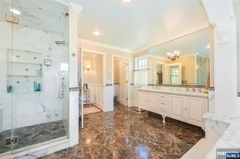 47 Van Allen Road Glen Rock NJ 07452