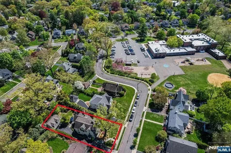 47 Van Allen Road Glen Rock NJ 07452