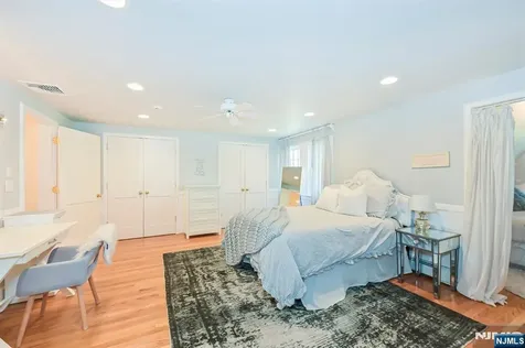 47 Van Allen Road Glen Rock NJ 07452