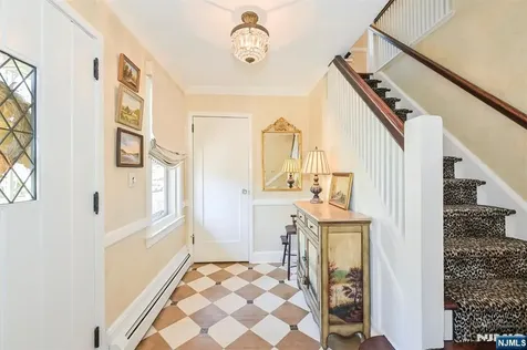 47 Van Allen Road Glen Rock NJ 07452