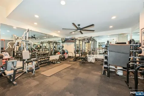 47 Van Allen Road Glen Rock NJ 07452