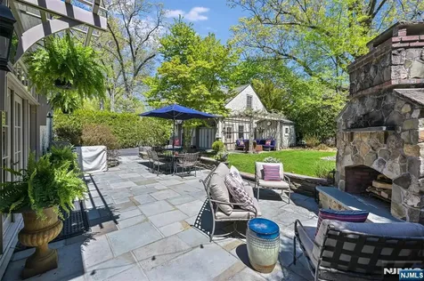 47 Van Allen Road Glen Rock NJ 07452