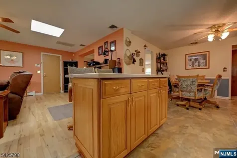 348 Boulevard Pequannock Township NJ 07444