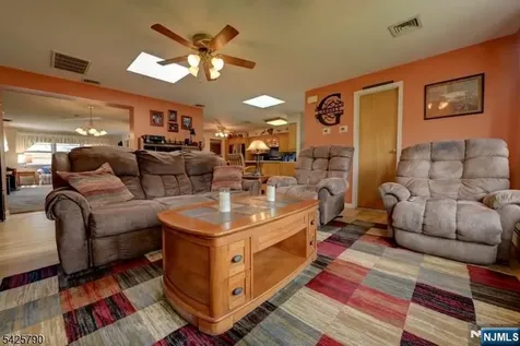348 Boulevard Pequannock Township NJ 07444