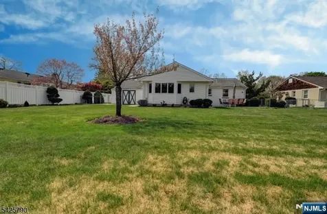 348 Boulevard Pequannock Township NJ 07444