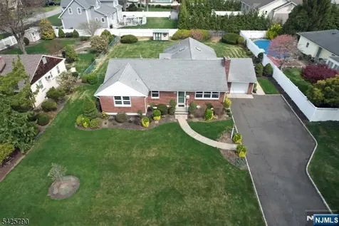 348 Boulevard Pequannock Township NJ 07444