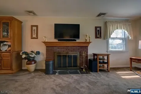 348 Boulevard Pequannock Township NJ 07444