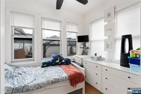 89 6th Street Clifton NJ 07011