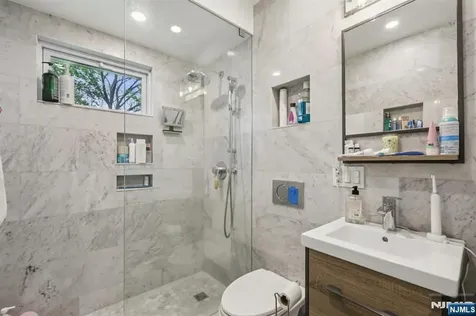 84 Belvidere Road Glen Rock NJ 07452