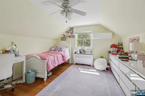 84 Belvidere Road Glen Rock NJ 07452