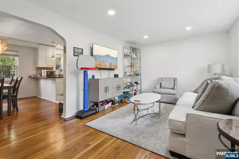 84 Belvidere Road Glen Rock NJ 07452