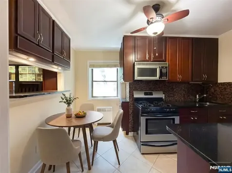 420 Fairview Avenue Fort Lee NJ 07024