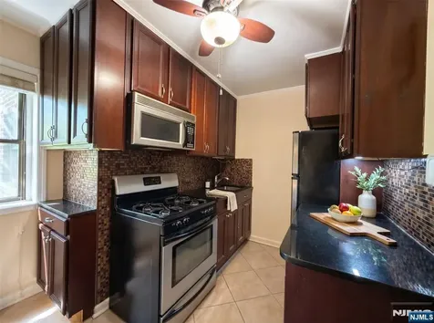 420 Fairview Avenue Fort Lee NJ 07024