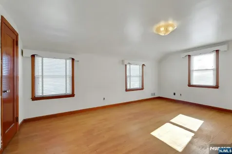37 Noel Drive North Arlington NJ 07031
