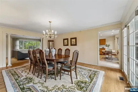 411 Wyckoff Avenue Wyckoff NJ 07481