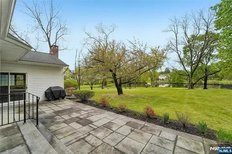 411 Wyckoff Avenue Wyckoff NJ 07481