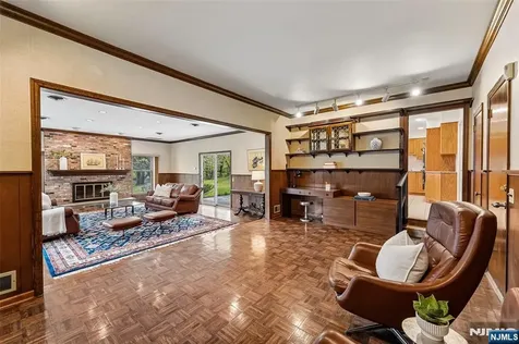 411 Wyckoff Avenue Wyckoff NJ 07481