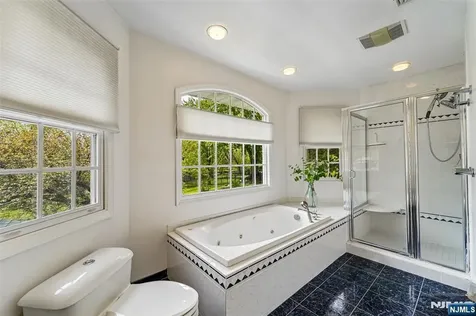 411 Wyckoff Avenue Wyckoff NJ 07481