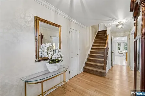 411 Wyckoff Avenue Wyckoff NJ 07481
