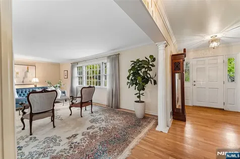 411 Wyckoff Avenue Wyckoff NJ 07481