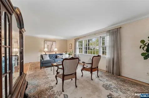 411 Wyckoff Avenue Wyckoff NJ 07481