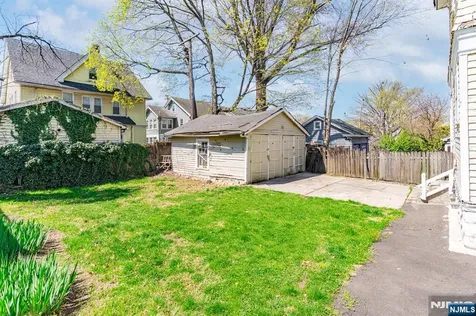 90 Renner Avenue Newark NJ 07112