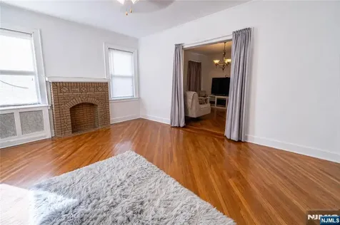 26 Scofield Street Newark NJ 07106