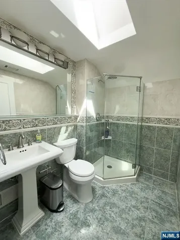 28 Noel Drive North Arlington NJ 07031