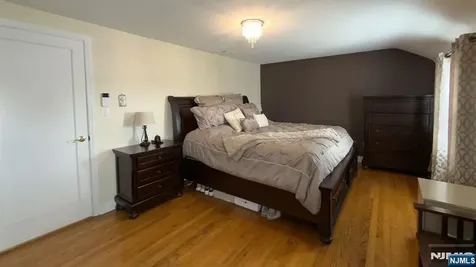 28 Noel Drive North Arlington NJ 07031