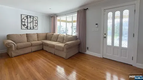 28 Noel Drive North Arlington NJ 07031