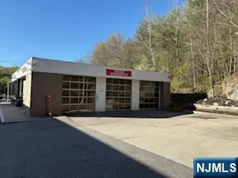 99 Skyline Drive Ringwood NJ 07456