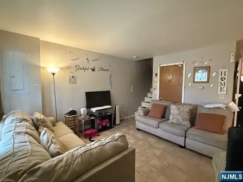 290 Bergen Street Newark NJ 07103