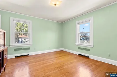 146 Irving Place Rutherford NJ 07070
