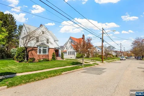 146 Irving Place Rutherford NJ 07070