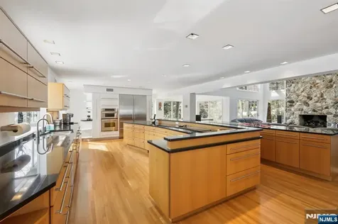 47 Hopper Farm Road Upper Saddle River NJ 07458